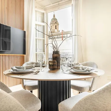 Luxe In The Historic Center By Rems Apartamento